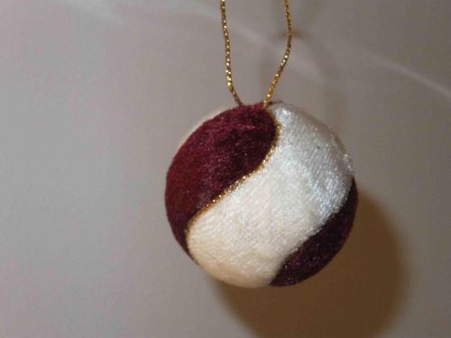 Boule de Noël velours